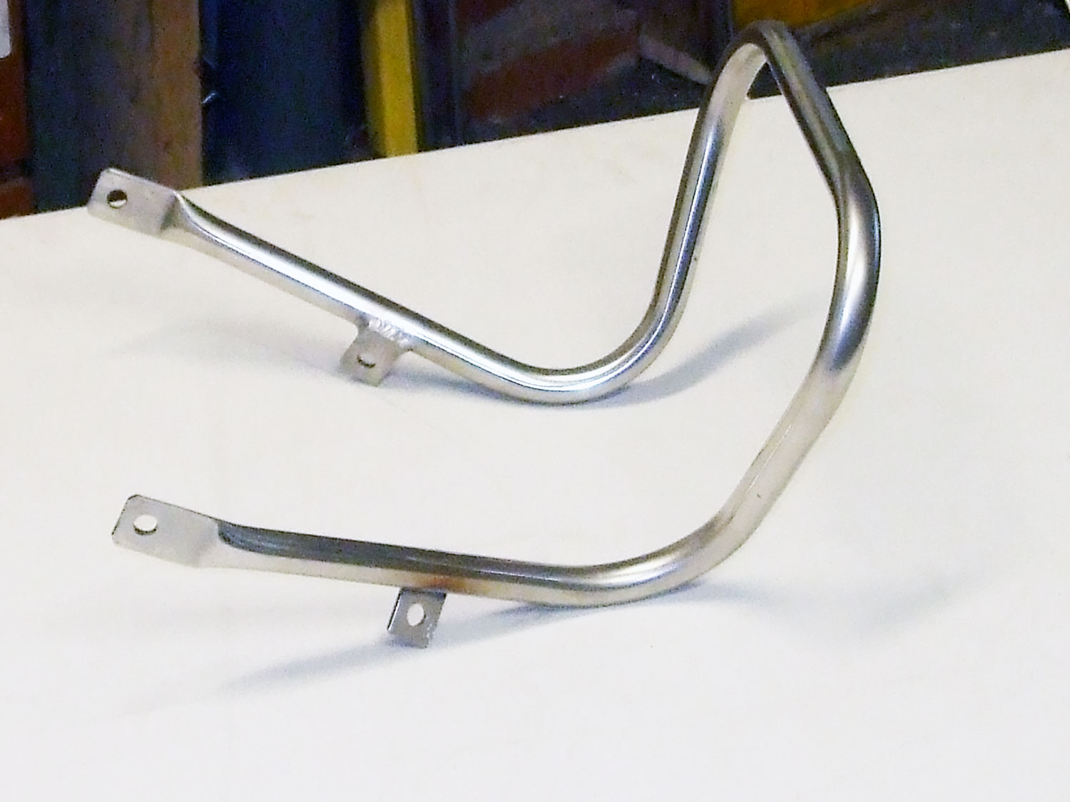 1967-1970-A65-Grabrail